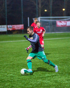 Harsums Kevin Bodmann spielte auf dem Kunstrasen seine Schnelligkeit aus.